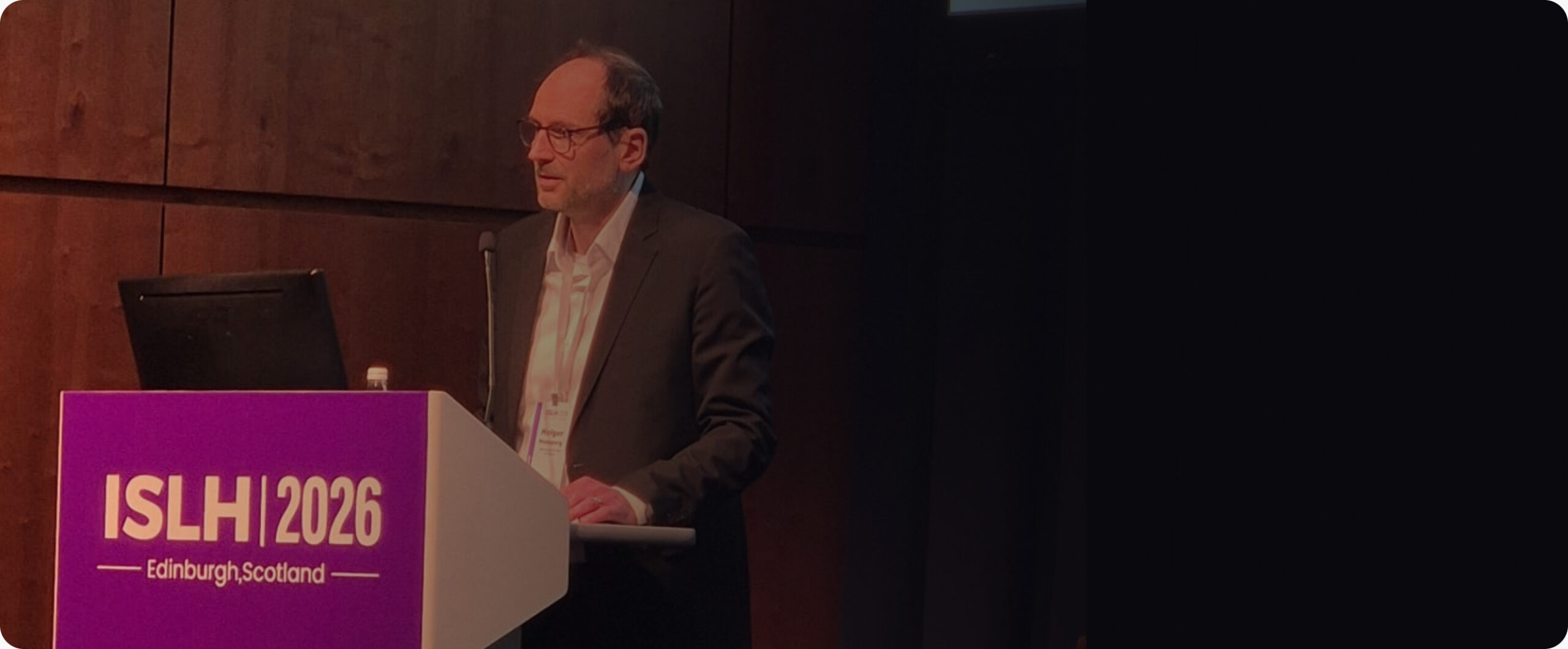 Dr. Holger Hauspurg presenting at ISLH 2026 in Edinburgh